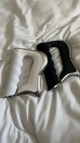 ShineQua's Thera Blade Massager